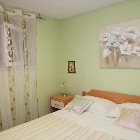 I&J Relaxing Beach Apartments Račišće Εξωτερικό φωτογραφία