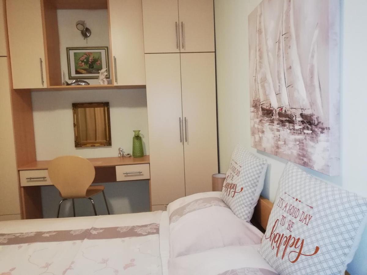 I&J Relaxing Beach Apartments Račišće Εξωτερικό φωτογραφία