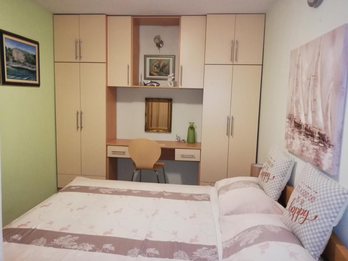I&J Relaxing Beach Apartments Račišće Εξωτερικό φωτογραφία