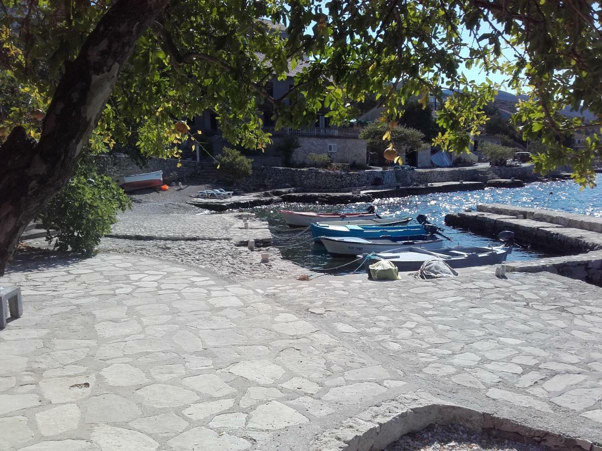 I&J Relaxing Beach Apartments Račišće Εξωτερικό φωτογραφία