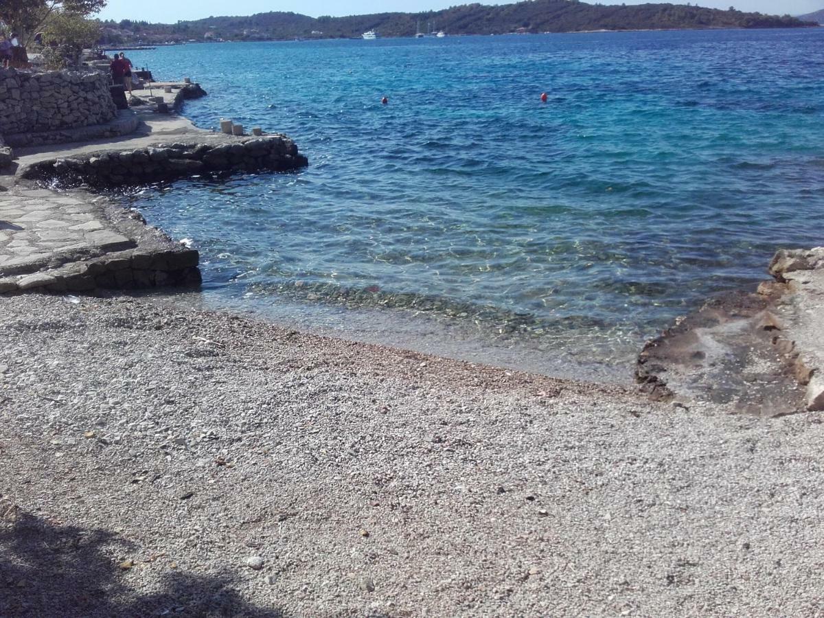 I&J Relaxing Beach Apartments Račišće Εξωτερικό φωτογραφία