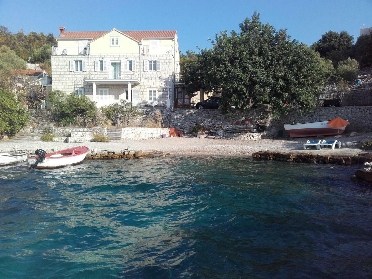 I&J Relaxing Beach Apartments Račišće Εξωτερικό φωτογραφία