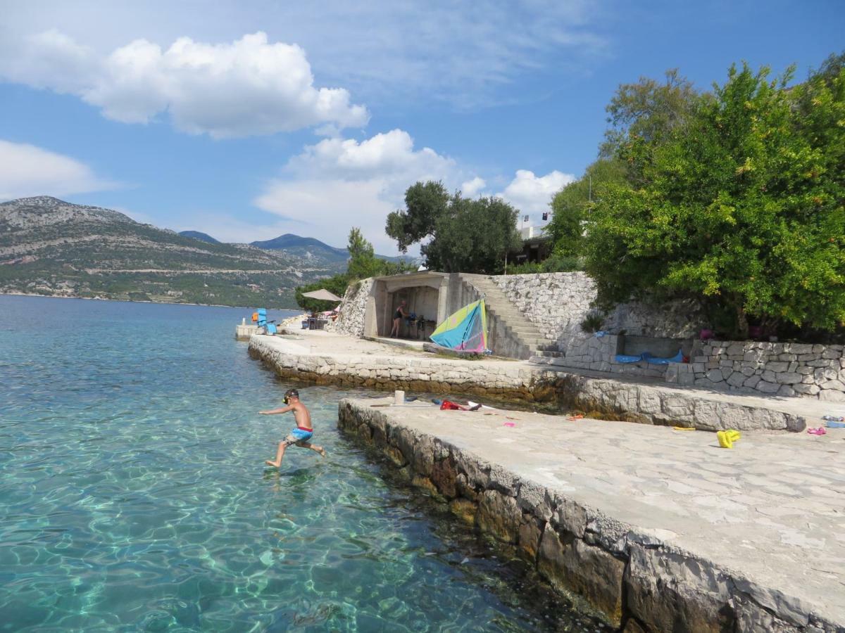 I&J Relaxing Beach Apartments Račišće Εξωτερικό φωτογραφία