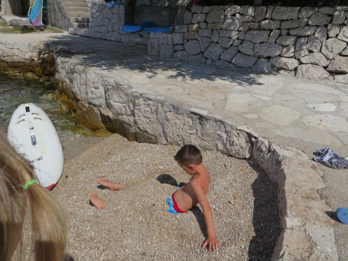 I&J Relaxing Beach Apartments Račišće Εξωτερικό φωτογραφία