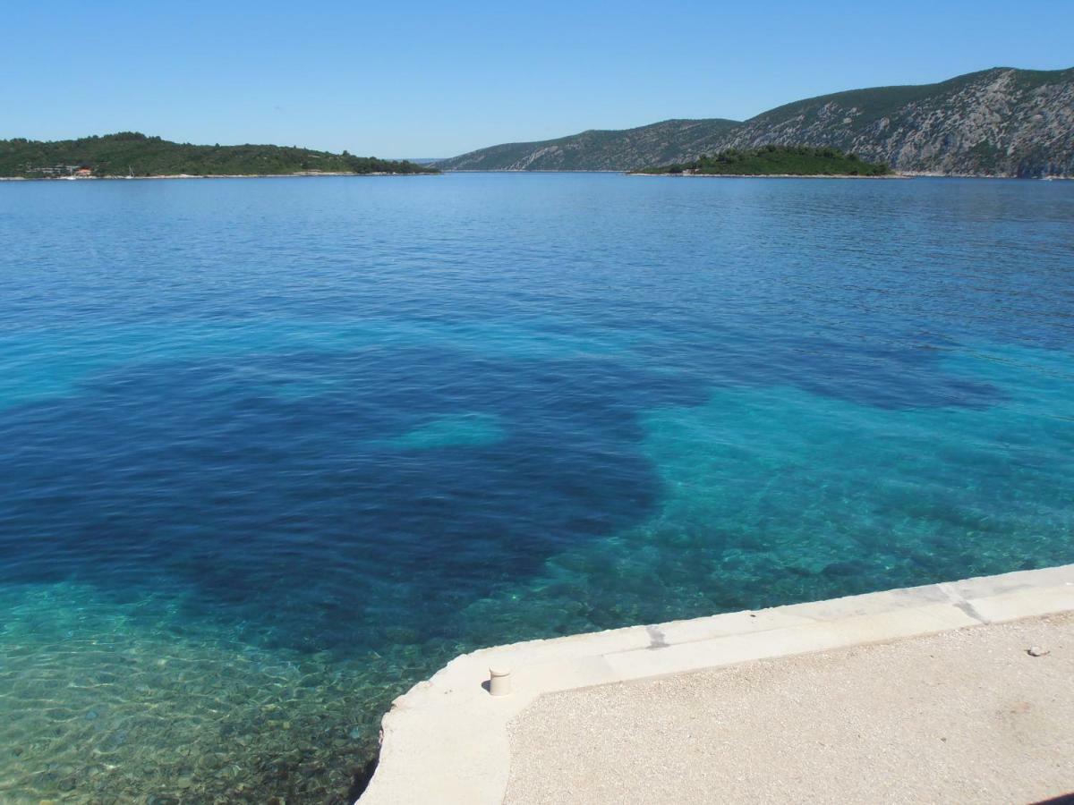 I&J Relaxing Beach Apartments Račišće Εξωτερικό φωτογραφία